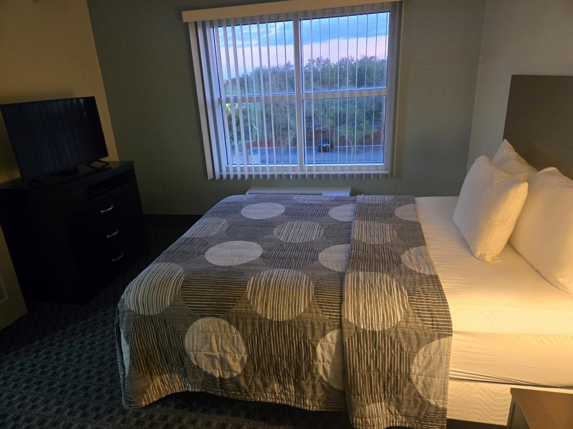 Allure Suites Of Fort Myers Extérieur photo